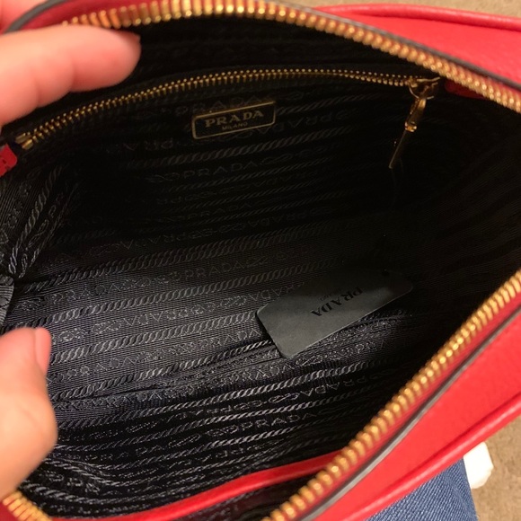 Prada - authentic crossbody bag NEW - Picture 4 of 5